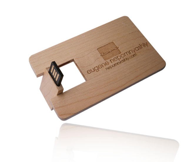 木質卡片式U盤,環保耐用抗電磁干擾